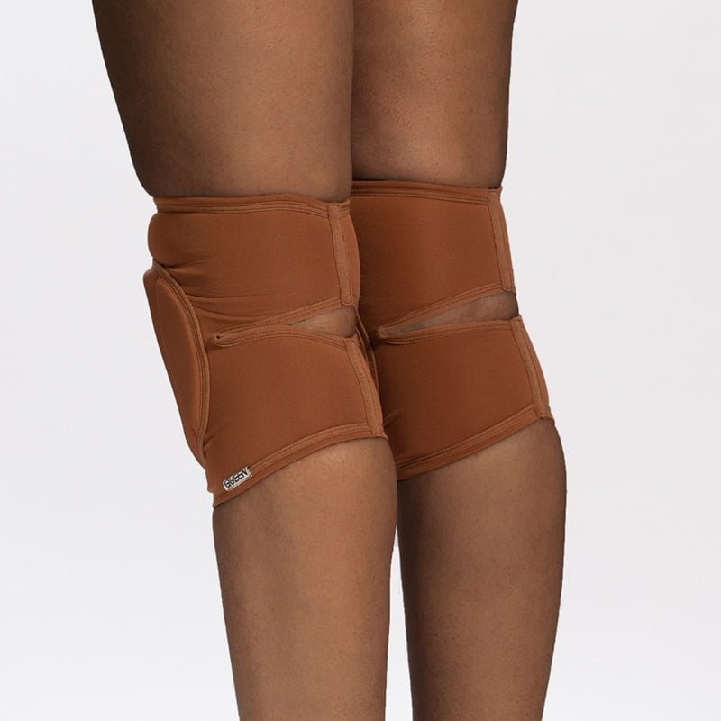 queen nude mocha knee pads for pole dance 2